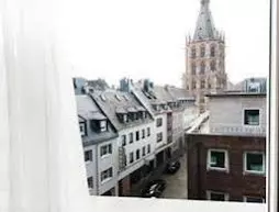 Hotel Krone | Kuzey Ren-Westfalia - Köln (ve civarı) - Köln - Altstadt-Nord