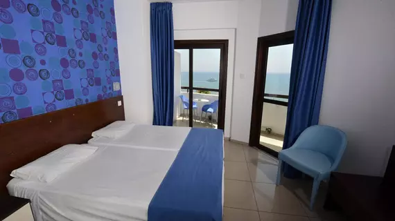 Les Palmiers Beach Hotel | Larnaka Bölgesi - Larnaka - Larnaka Şehir Merkezi