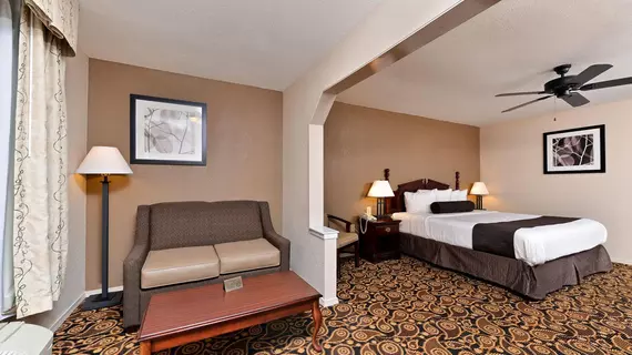 Mockingbird Inn & Suites | Alabama - Evergreen (ve civarı) - Monroeville