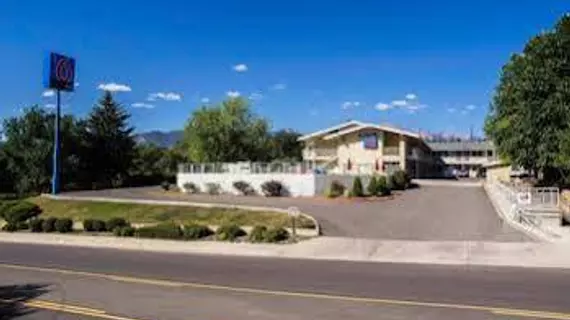 Motel 6 Colorado Springs | Kolorado - Colorado Springs (ve civarı) - Colorado Springs