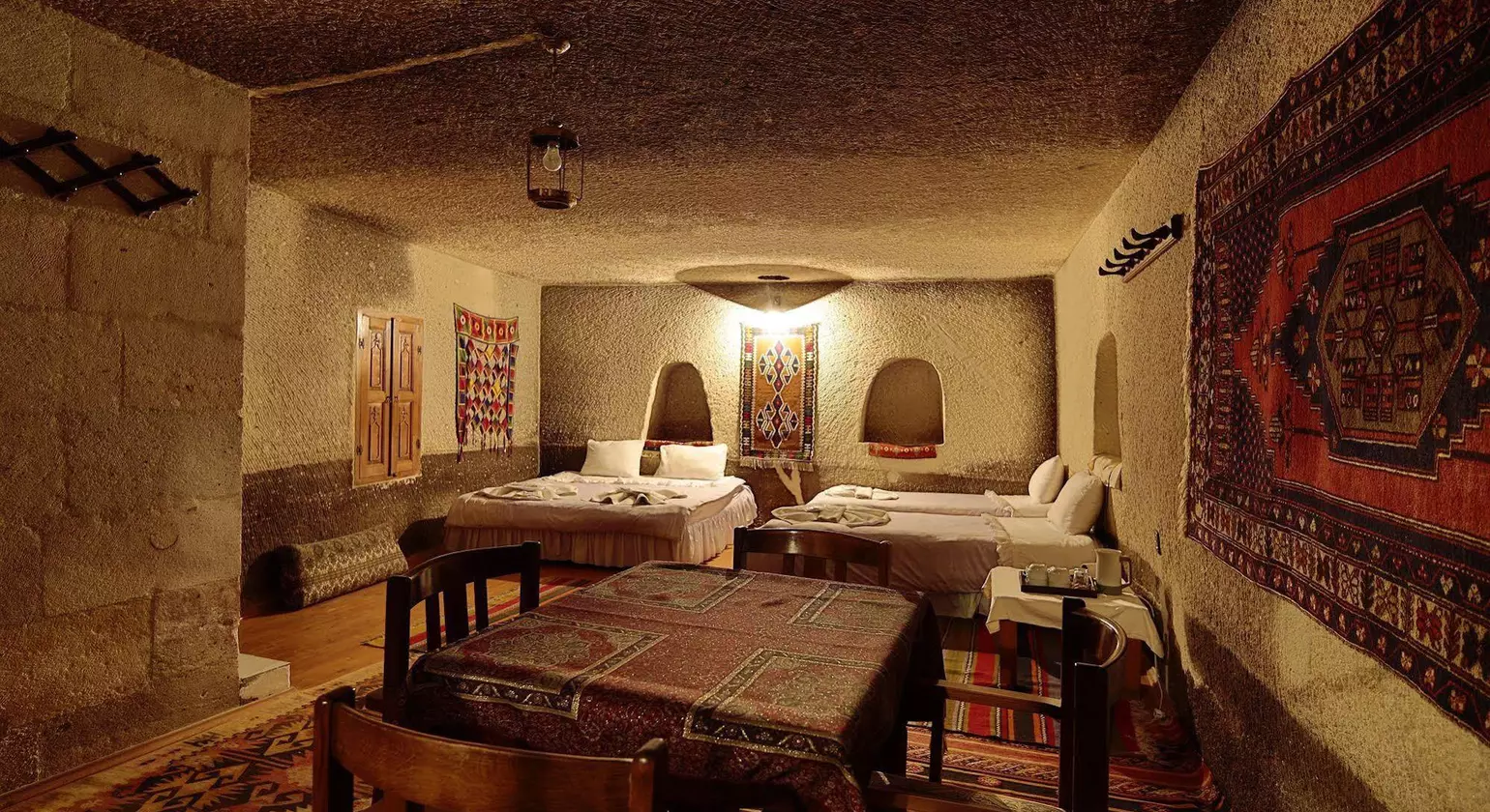 Cave Hotel Saksagan