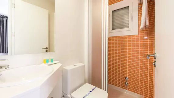 Apartamentos Atlantida | Valencia Bölgesi - Alicante (vilayet) - Marina Baja - Benidorm