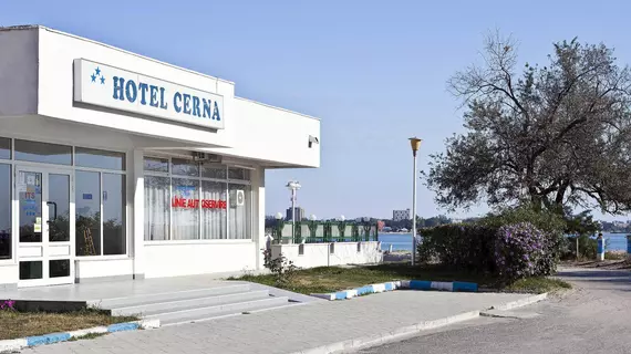 Hotel Cerna | Saturn