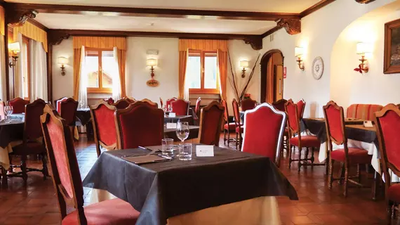 Hotel Capannina | Veneto - Belluno (vilayet) - Cortina d'Ampezzo - Cortina d'Ampezzo Tarihi Merkezi