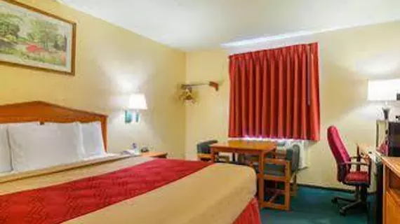 Econo Lodge Lansing - Leavenworth | Kansas - Leavenworth (ve civarı) - Lansing