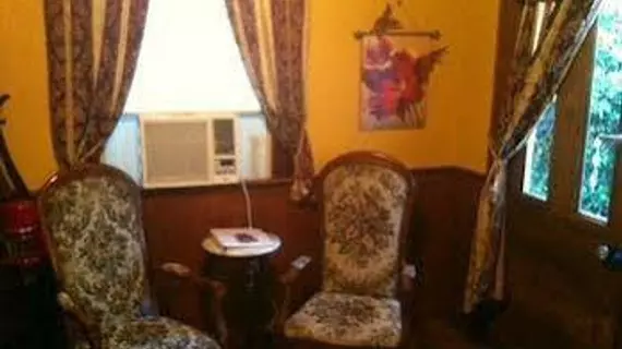 Royal Barracks Guest House | Louisiana - New Orleans (ve civarı) - New Orleans - French Quarter (Fransız Mahallesi)