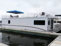 Houseboat Scorpius by SleepAfloat | Maryland - Baltimore (ve civarı) - Baltimore - Downtown Baltimore