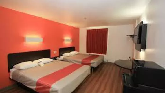 Motel 6 San Antonio Tx | Teksas - San Antonio (ve civarı) - San Antonio - Kuzey San Antonio - SAT Havalimanı