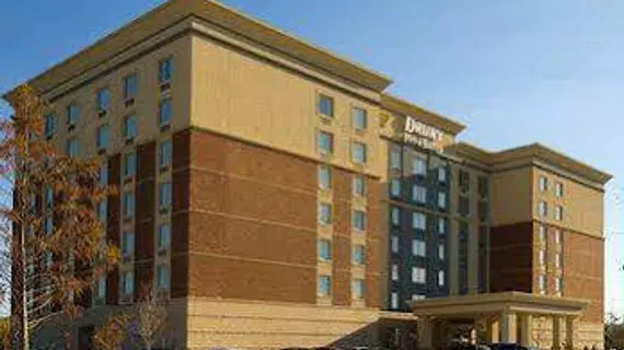 Drury Inn and Suites Baton Rouge | Louisiana - Baton Rouge (ve civarı) - Baton Rouge