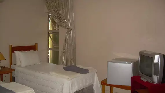 Matoppi Guest House | Limpopo - Musina