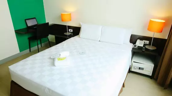 Go Hotels Mandaluyong | Rizal - Manila (ve civarı) - Pasig