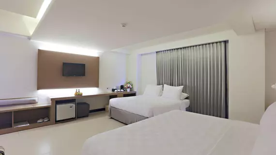 Euphoria Hotel | Bali - Kuta - Legian Kent Merkezi