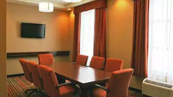 Hampton Inn by Hilton Edmonton South | Alberta - Edmonton (ve civarı) - Edmonton - Güneydoğu Edmonton