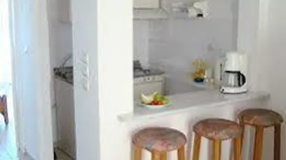 Tassos Apartments II | Ege Adaları - İleryoz