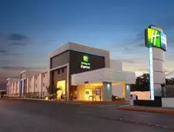 Holiday Inn Express Piedras Negras | Coahuila - Piedras Negras (ve civarı) - Piedras Negras