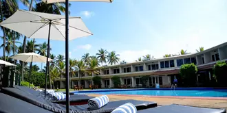 Palm Village Hotel