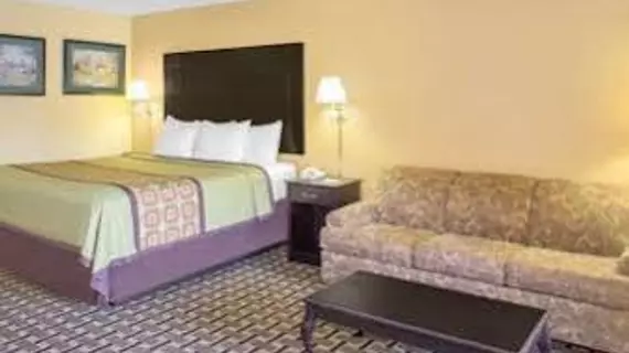 Days Inn & Suites Andalusia | Alabama - Enterprise (ve civarı) - Andalusia