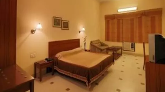 Airport Hotel | Batı Delhi - Ulusal Eyalet Başkenti Delhi - Delhi (ve civarı) - Yeni Delhi - Güney Batı