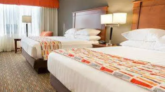 Drury Inn & Suites Creve Coeur | Missouri - St. Louis (ve civarı) - St. Louis