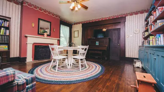 Old Caledonian Bed and Breakfast | Missouri - Farmington (ve civarı) - Caledonia