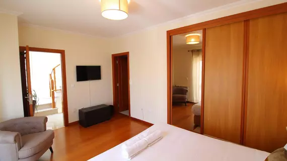 AHO Guest House | Alentejo - Setubal (bölge) - Almada