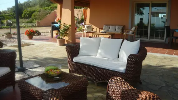 B&B Li Muntigeddi | Sardinya - Sassari - San Teodoro