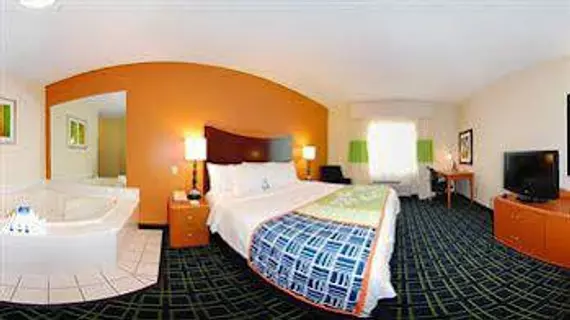 Fairfield Inn & Suites Jefferson City | Missouri - Columbia (ve civarı) - Jefferson City