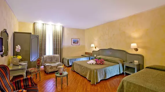 Hotel Augustea | Lazio - Roma (ve civarı) - Roma Kent Merkezi - Rione XVIII Castro Pretorio