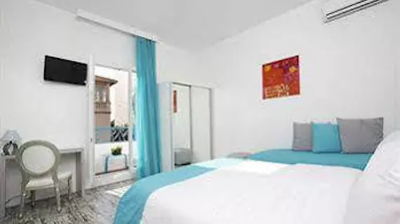 Hôtel Juan Beach | Provence - Alpes - Cote d'Azur - Var - Cannes (ve civarı) - Antibes - Antibes Burnu