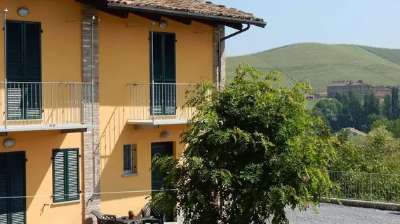 Residenza Albatros | Piedmont - Cuneo (il) - Castiglione Falletto