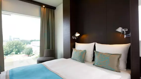 Motel One Amsterdam | Kuzey Hollanda - Amsterdam - Güney Amsterdam - Zuidas