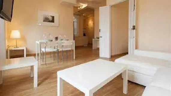 Apartamentos Plaza de Santa Cruz | Andalucia - Seville İli - Sevilla - Casco Antiguo