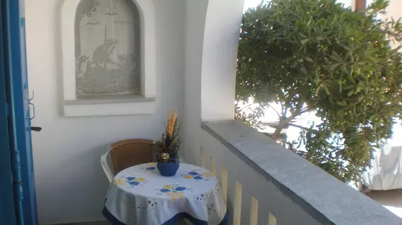 Rea Sun Hotel Studios Apartments | Ege Adaları - Naxos