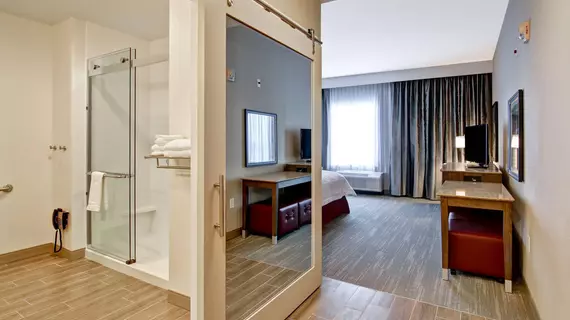 Hampton Inn and Suites by Hilton Grande Prairie | Alberta - Grande Prairie (ve civarı) - Grande Prairie