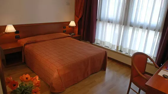 Hotel Cristallo | Veneto - Verona (ve civarı) - Castel d'Azzano