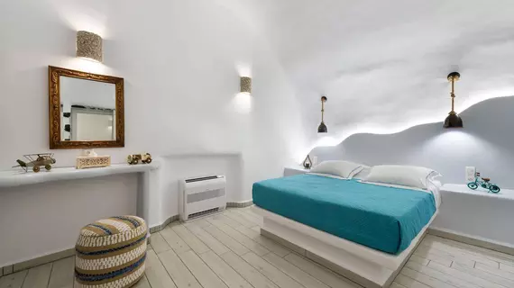 Fira Deep Blue Suite | Ege Adaları - Santorini