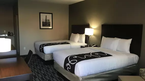 Catoosa Inn and Suites | Oklahoma - Tulsa (ve civarı) - Tulsa