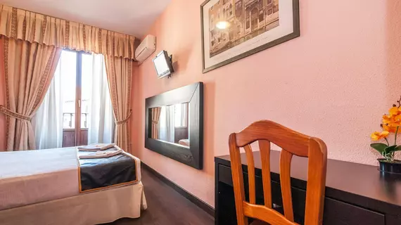 Hostal Gallardo | Madrid Özerk Topluluğu - Madrid (ve civarı) - Centro - Malasana