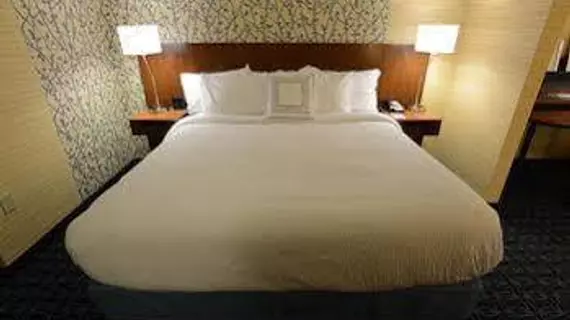 Fairfield Inn & Suites Bowling Green | Kentucky - Bowling Green (ve civarı) - Bowling Green