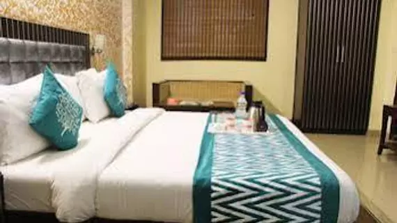 OYO Rooms Rajendra Place Metro Station | Batı Delhi - Ulusal Eyalet Başkenti Delhi - Delhi (ve civarı) - Yeni Delhi