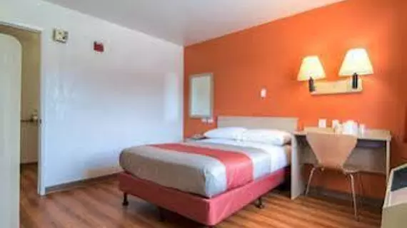 Motel 6 Stanton | Kaliforniya - Orange County - Stanton