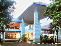 Papyrus Tropical Hotel | West Java - Bogor