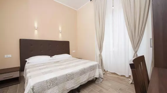 Trinity Luxury Rooms | Lazio - Roma (ve civarı) - Roma Kent Merkezi - Sallustiano