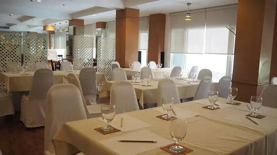 Baron Beach Hotel | Chonburi (vilayet) - Pattaya (ve civarı) - Pattaya - Pattaya Körfezi