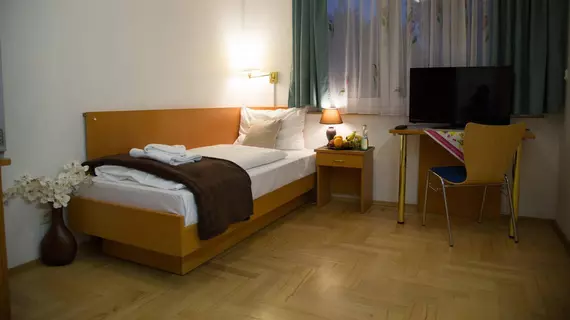 Hotel Eschborner Hof | Hessen - Frankfurt (ve civarı) - Frankfurt