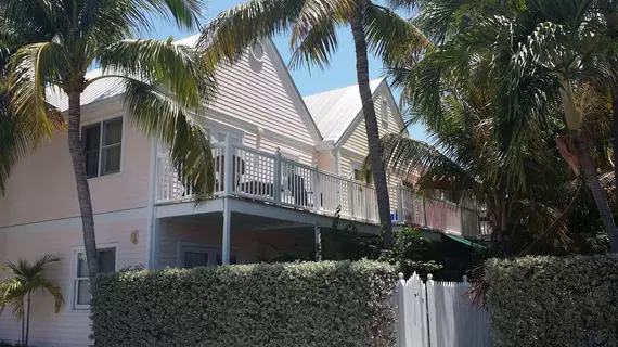 Truman Annex Condominiums | Florida - Key West