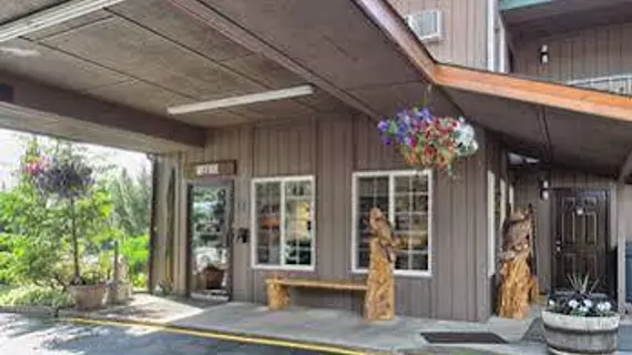 Chalet Motel Whitefish | Montana - Whitefish (ve civarı) - Whitefish