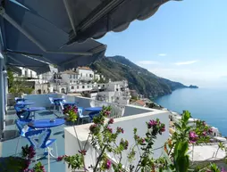 Hotel Holiday | Campania - Salerno (il) - Praiano