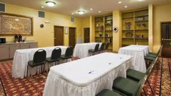 Holiday Inn Express Hotel & Suites Pell City | Alabama - Oxford (ve civarı) - Pell City