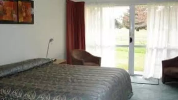 Lake Dunstan Motel | Otago - Central Otago District - Cromwell